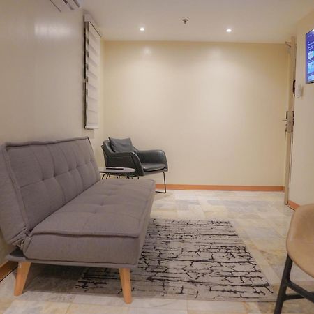 Bel Air Suites Makati マカティ エクステリア 写真