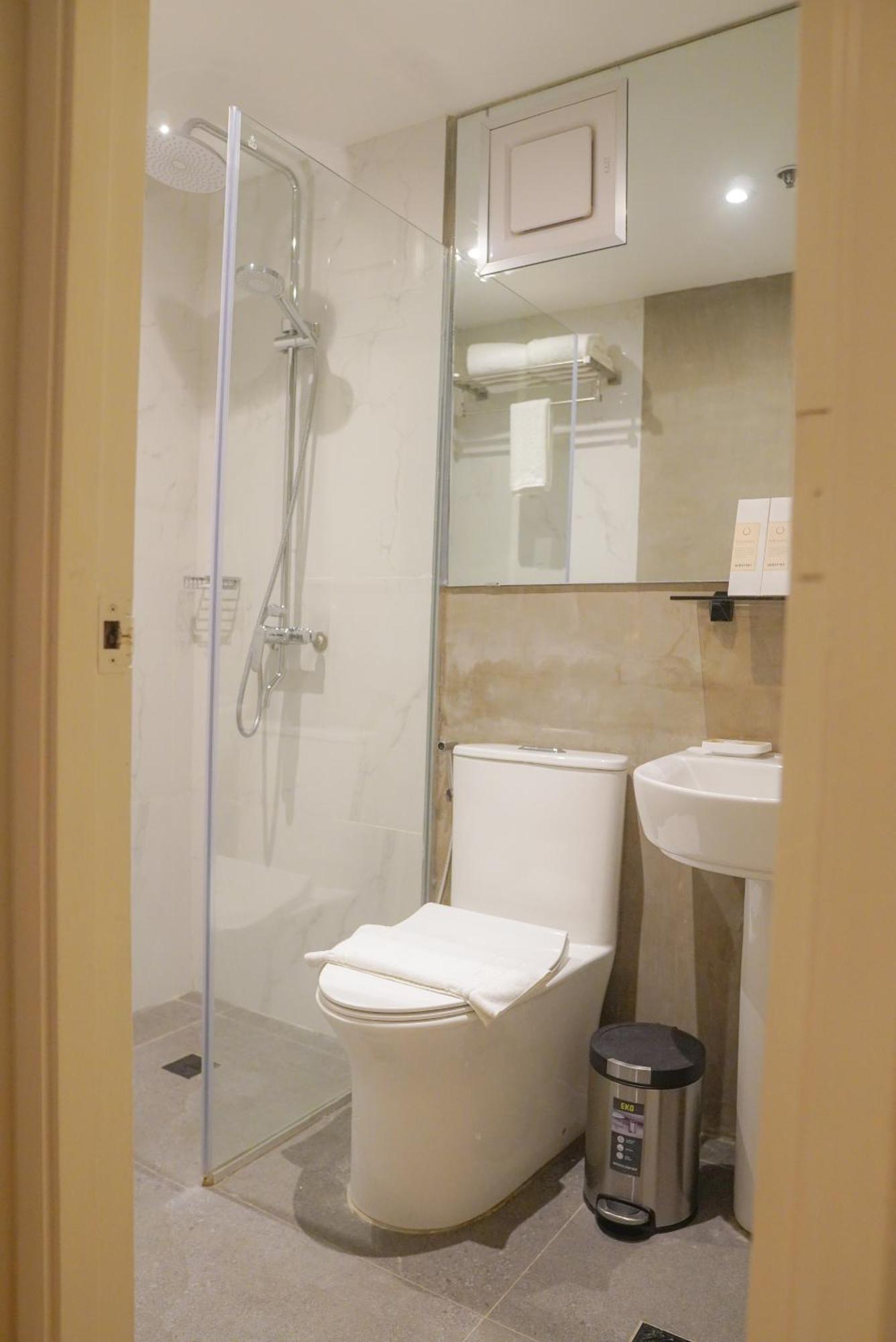 Bel Air Suites Makati マカティ エクステリア 写真